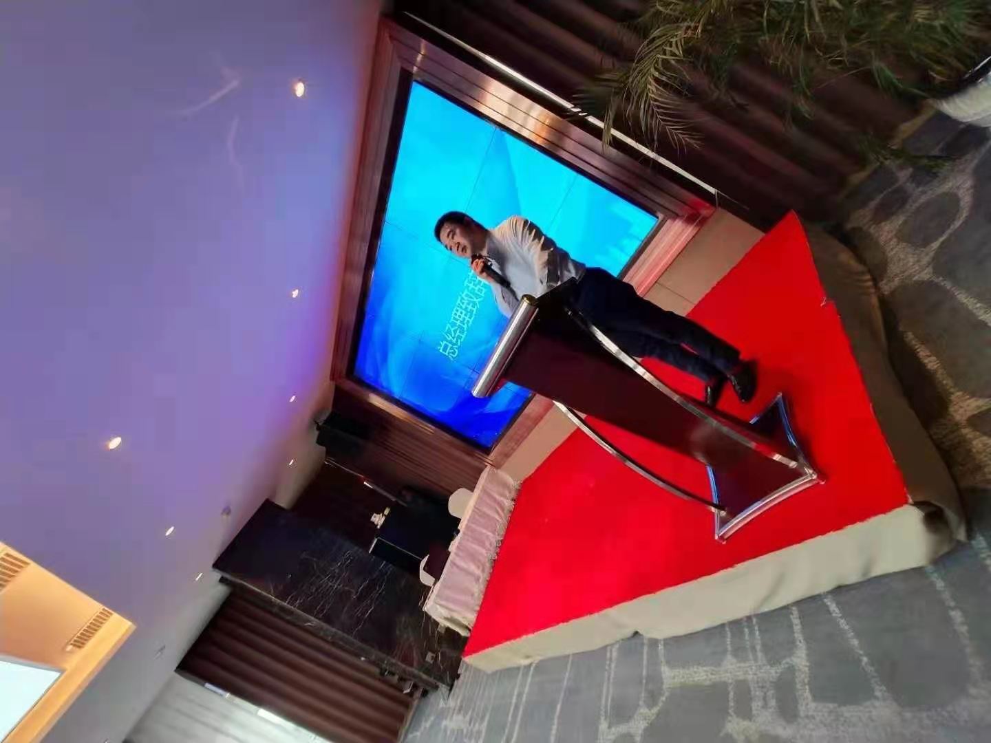 湖南怡美環(huán)境管理發(fā)展有限公司,湖南物業(yè)保潔服務(wù)，商場保潔,石材護(hù)理價格,市政環(huán)衛(wèi),駐場保潔